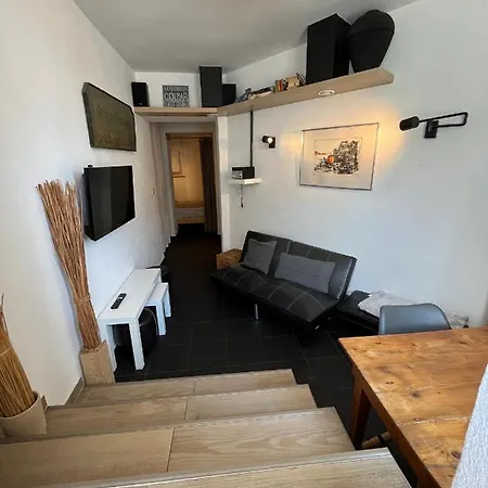Old Town Napoleon Crib Apartment Bucharest Exterior photo